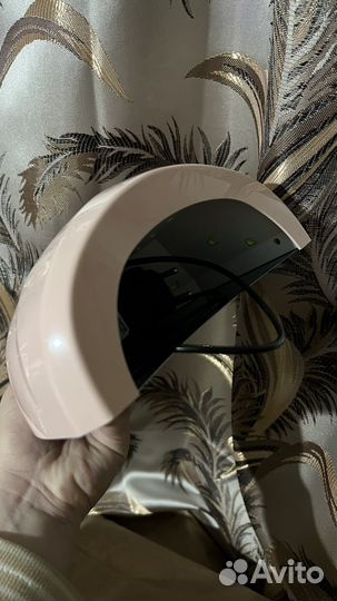 Лампа для маникюра и ногтей ультрафиолетовая