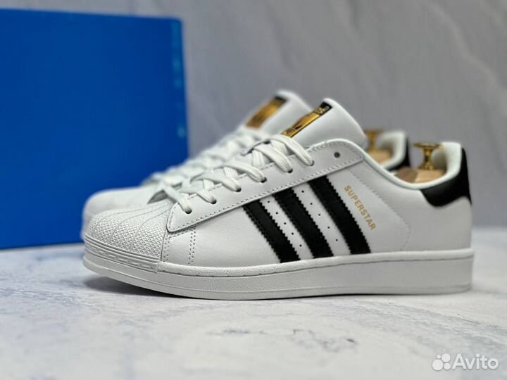 Кроссовки унисекс adidas super star LuX