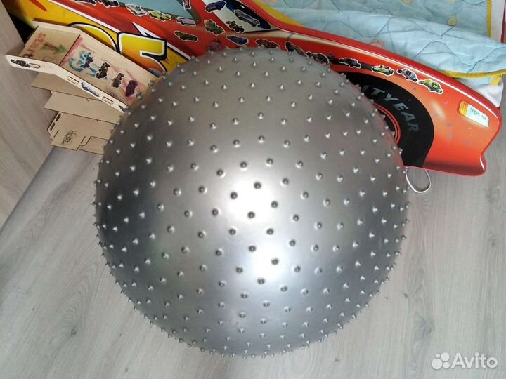 Мяч гимнастический