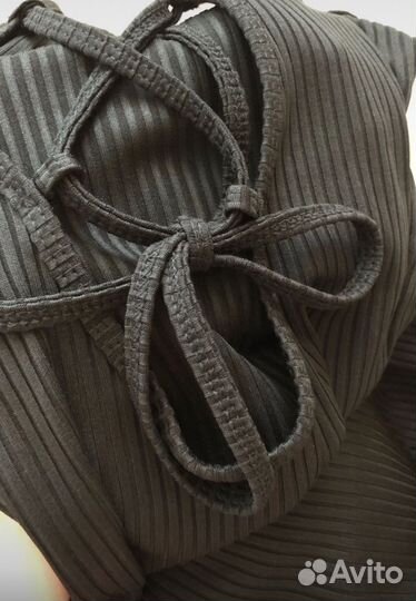 Платье миди в рубчик