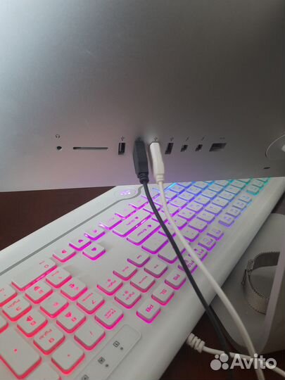 Компьютер iMac 21.5