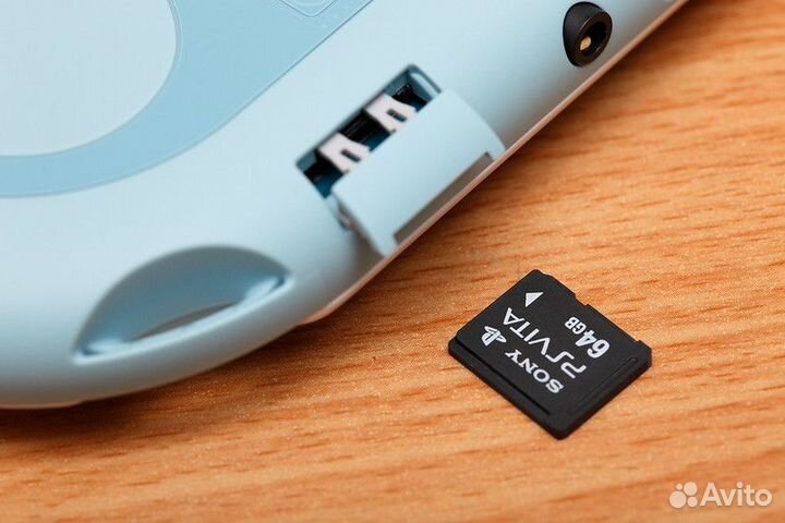 Карта памяти Sony PS Vita Memory Card 64Gb