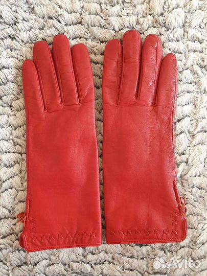 Перчатки