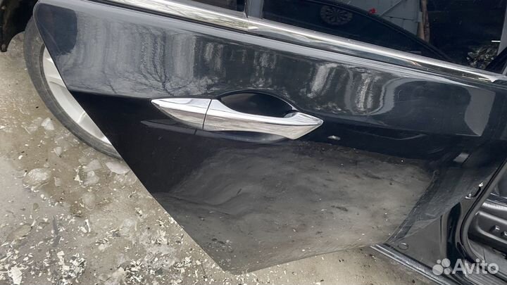 Задняя дверь honda accord 8