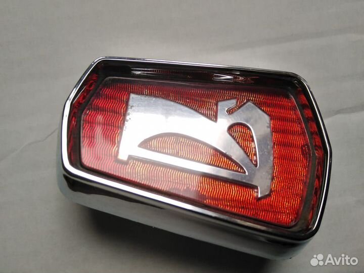 Значок на решётку радиатора ваз