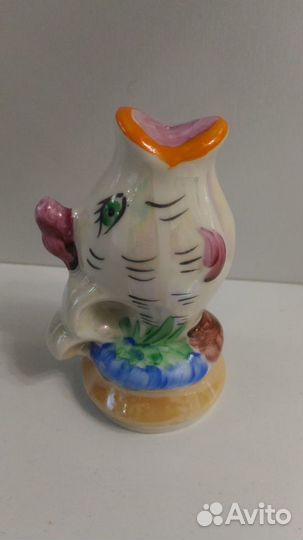 Фарфоровая статуэтка 