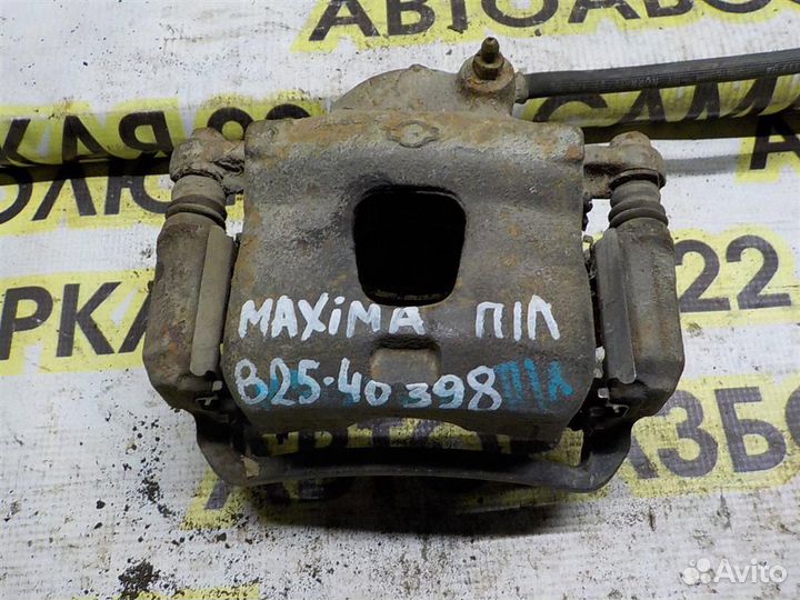 Суппорт передний левый Nissan Maxima (A32) 1994-1