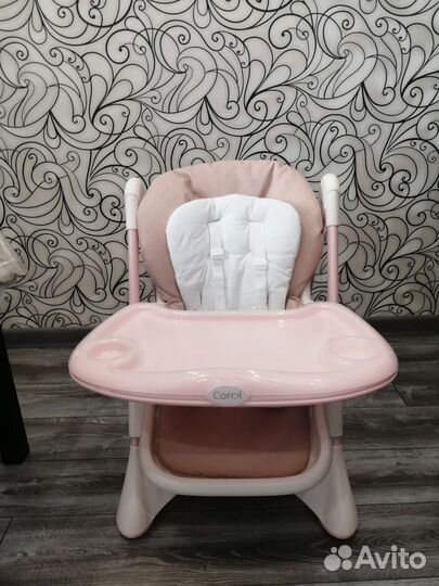 Стульчик для кормления фирмы 