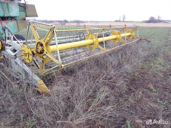 Жатка Ростсельмаш ЖВН-6, 2001
