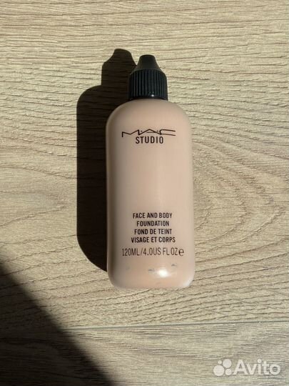 Тональная основа Mac studio C5