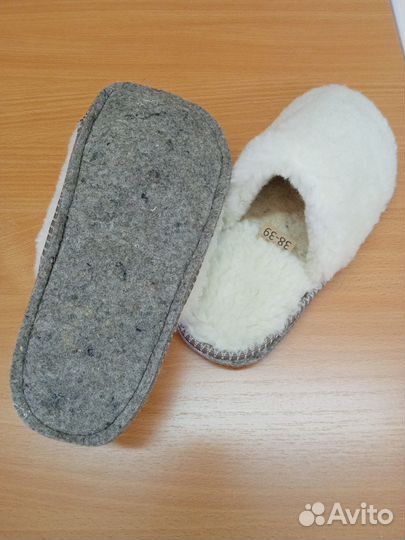 Женские домашние тапочки