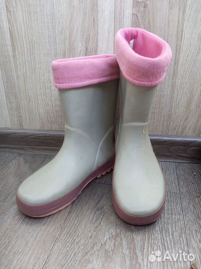 Детские резиновые сапоги 27 и 31 размер