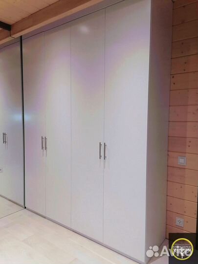 Шкаф pаспашнoй на заказ мдф x-233