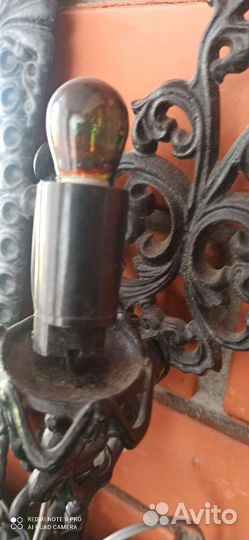 Чугунное украшение с подсветкой и зеркалом