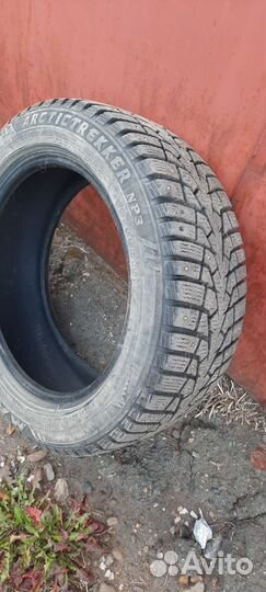 Maxxis ArcticTrekker NP3 195/55 R15
