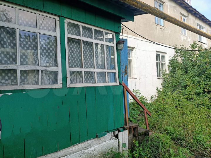 Доля в 2-к. квартире, 51,9 м², 1/2 эт.