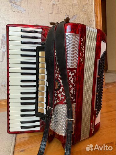 Аккордеон horch 4/4 Superior