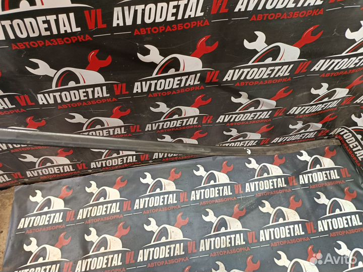 Молдинг крыши Peugeot 206