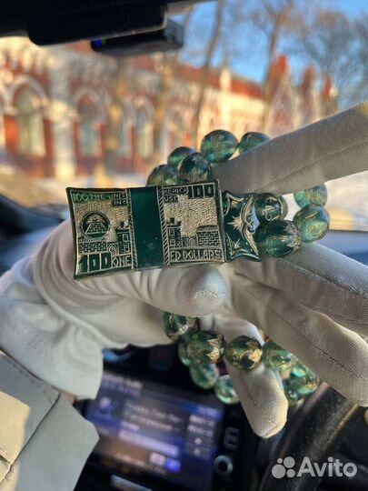 Четки в машину пачка долларов