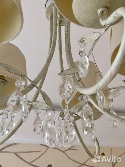 Люстра в стиле прованс