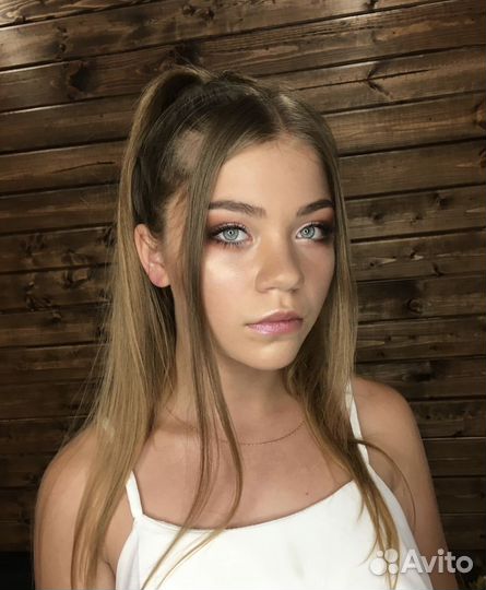 Визажист (Макияж на дому)