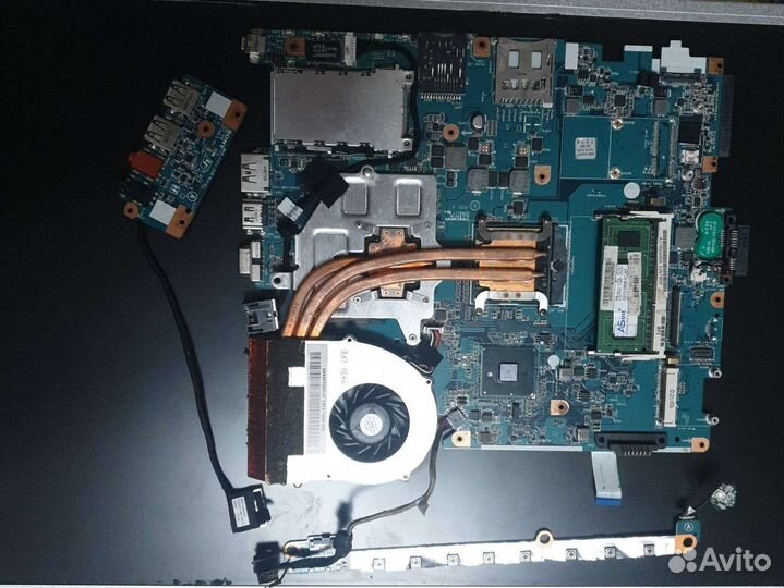 Sony vaio PCG-81112M