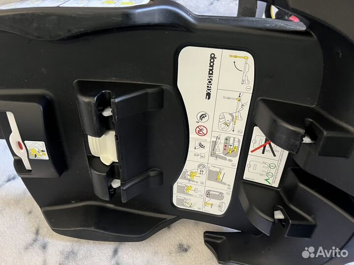 Коляска автокресло doona с базой isofix