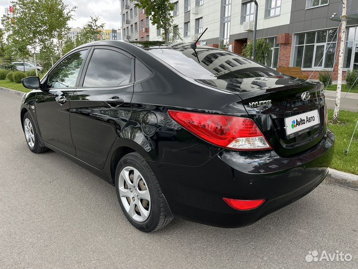 Hyundai Solaris 1.6 AT, 2013, 183 800 км