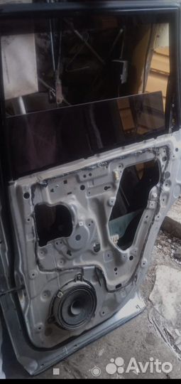 Продам двери на Ниссан X-Trаil