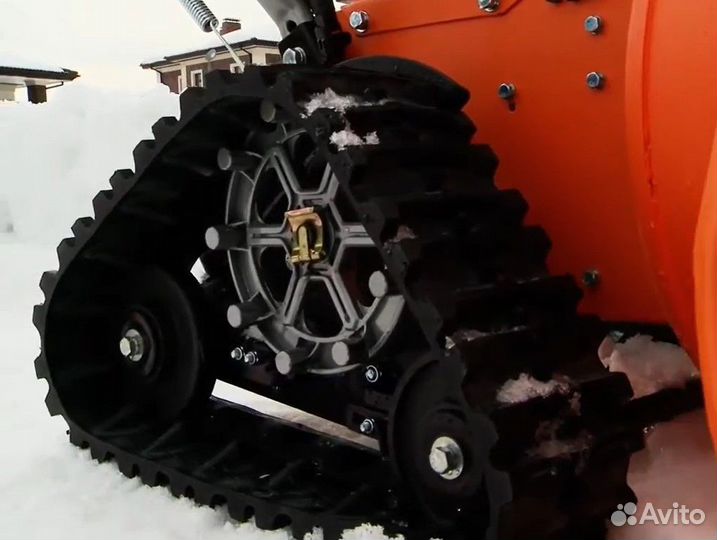 Снегоуборщик Daewoo Dast 1590 гусеничный