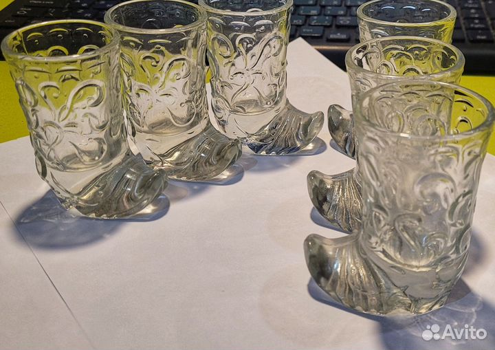 Хрустальные рюмки