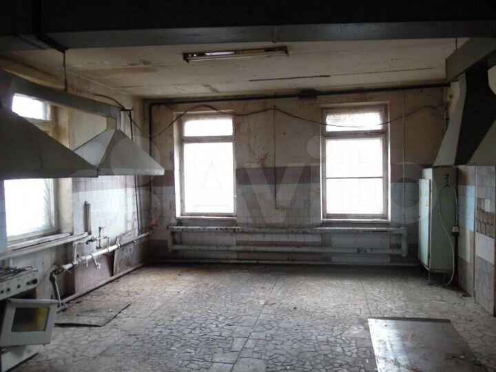 Сдам помещение свободного назначения, 935.00 м²