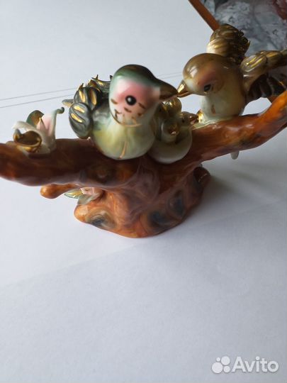 Фарфоровые статуэтка