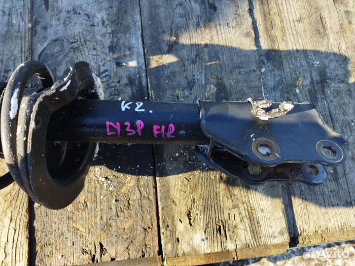 Стойка передняя правая Mazda Mpv LY3P