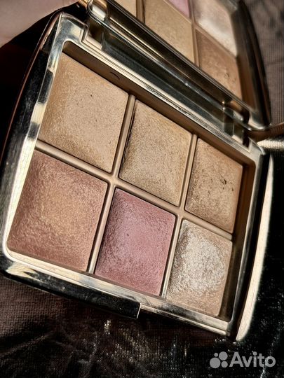 Hourglass ambient lighting edit unlocked