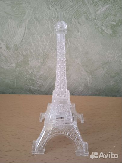 Сувенир Эйфелева башня