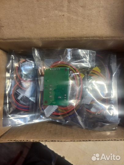 Набор радиодеталей для самостоятельной сборки