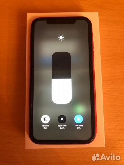 Телефон iPhone 11 red 64