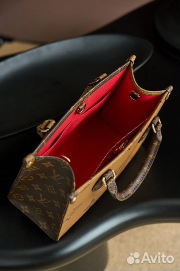 Сумка-тоут Louis Vuitton Onthego MM