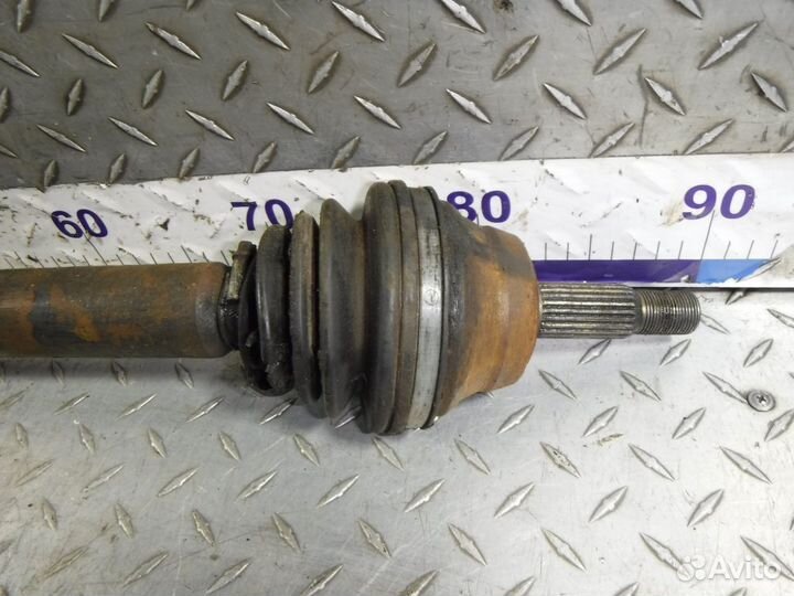 Полуось передняя правая VW Golf II