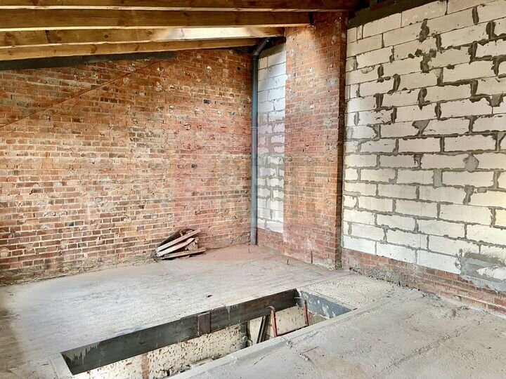 2-к. квартира, 64 м², 4/5 эт.