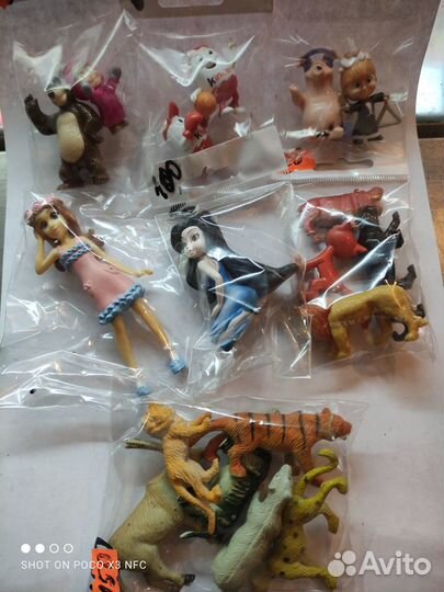 Киндеры,Мультяшные фигурки