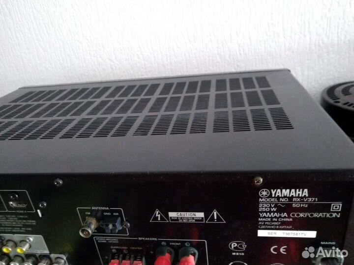 Ресивер Yamaha RX-V371