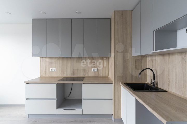 2-к. квартира, 67,5 м², 15/15 эт.