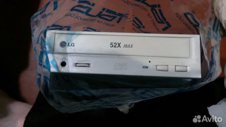 Дисковод CD-ROM LG CRD-8522B