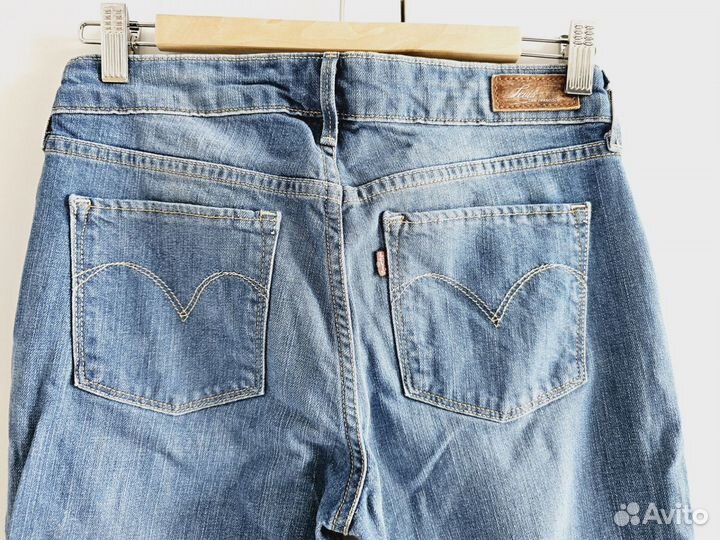 Джинсы женские Levis slight curve classic slim 27