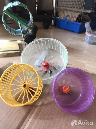 Домик и колесо для сирийских хомяка