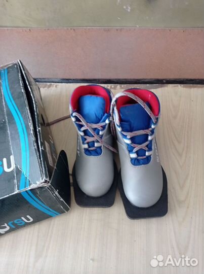 Лыжные ботинки 2 пары