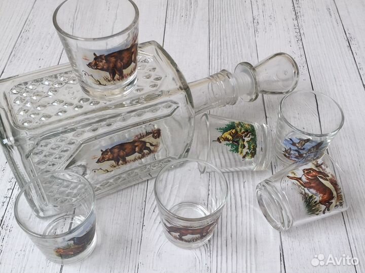 Графин и стопки для крепких напитков