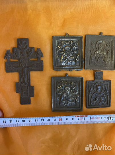 Старинные иконки и крест медная пластика литье